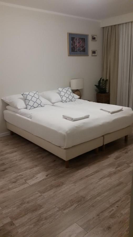 דירות ורשה Apartament Grojecka מראה חיצוני תמונה